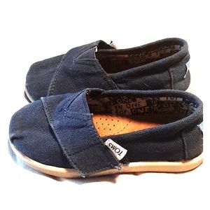 TOMS Toddler T7
